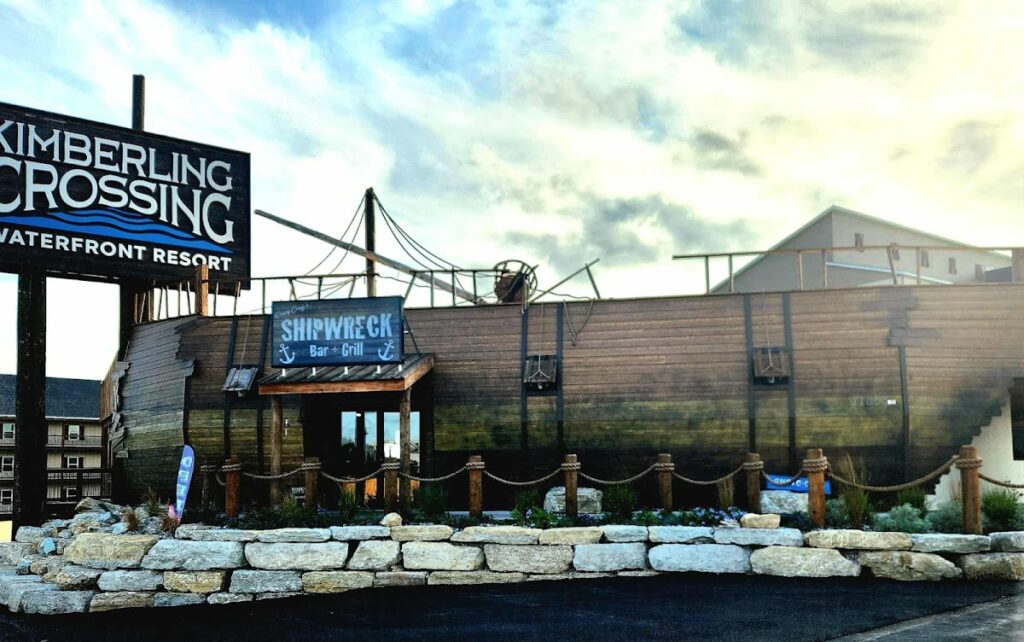 Crazy Craig’s Shipwreck Bar & Grill