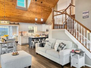 Branson Premier romantic vacation rental private hot tub deck overlooking Ozark mountains couples getaway