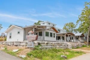 Lighthouse Lodge Number 3 waterfront 2-bedroom vacation rental Table Rock Lake near Silver Dollar City Showboat Branson