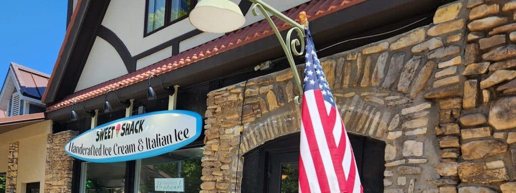 Rose and Aaron took over Sweet Shack in 2024, blending homemade ice cream with Aaron’s smash burgers after 30 years in the area.