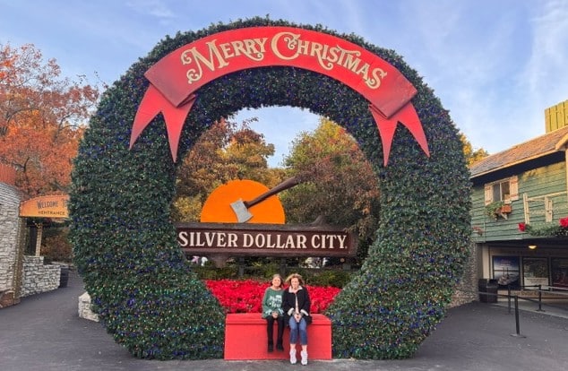 Silver Dollar City near Branson long-term rentals during the holiday season