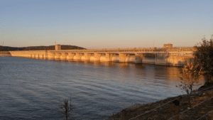 Table Rock Lake shoreline near monthly rentals in Branson